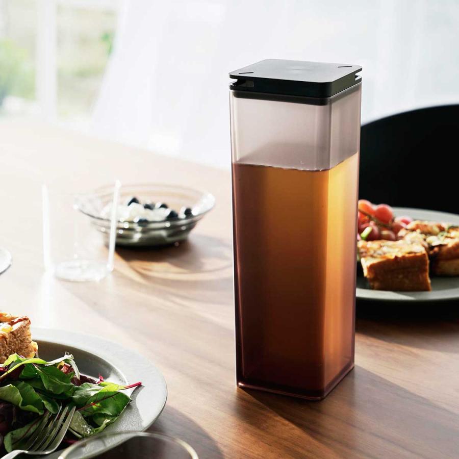 冷水筒 山崎実業 正規品 tower タワー 両方から注げる冷水筒 茶ポット 麦茶ポット  ブラック | tower