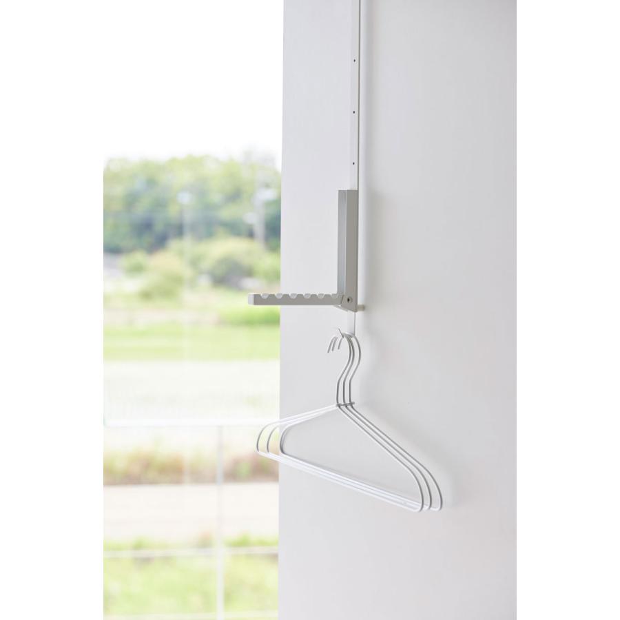 衣類スチーマーハンガーラック 山崎実業 正規品 tower タワー 使わない時は折り畳める衣類スチーマー用ドアハンガー 衣類スチーマーアイロン台  ホワイト | tower | 06