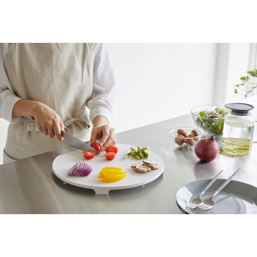 まな板 山崎実業 正規品 tower タワー 食洗機対応 マグネット抗菌まな板 カッティングボード  ラウンド ホワイト | tower | 04