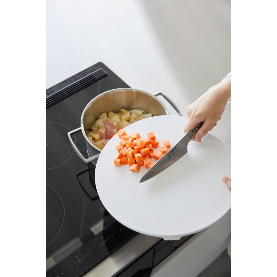 まな板 山崎実業 正規品 tower タワー 食洗機対応 マグネット抗菌まな板 カッティングボード  ラウンド ホワイト | tower | 06