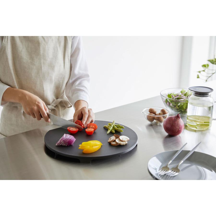 まな板 山崎実業 正規品 tower タワー 食洗機対応 マグネット抗菌まな板 カッティングボード  ラウンド ブラック | tower | 04