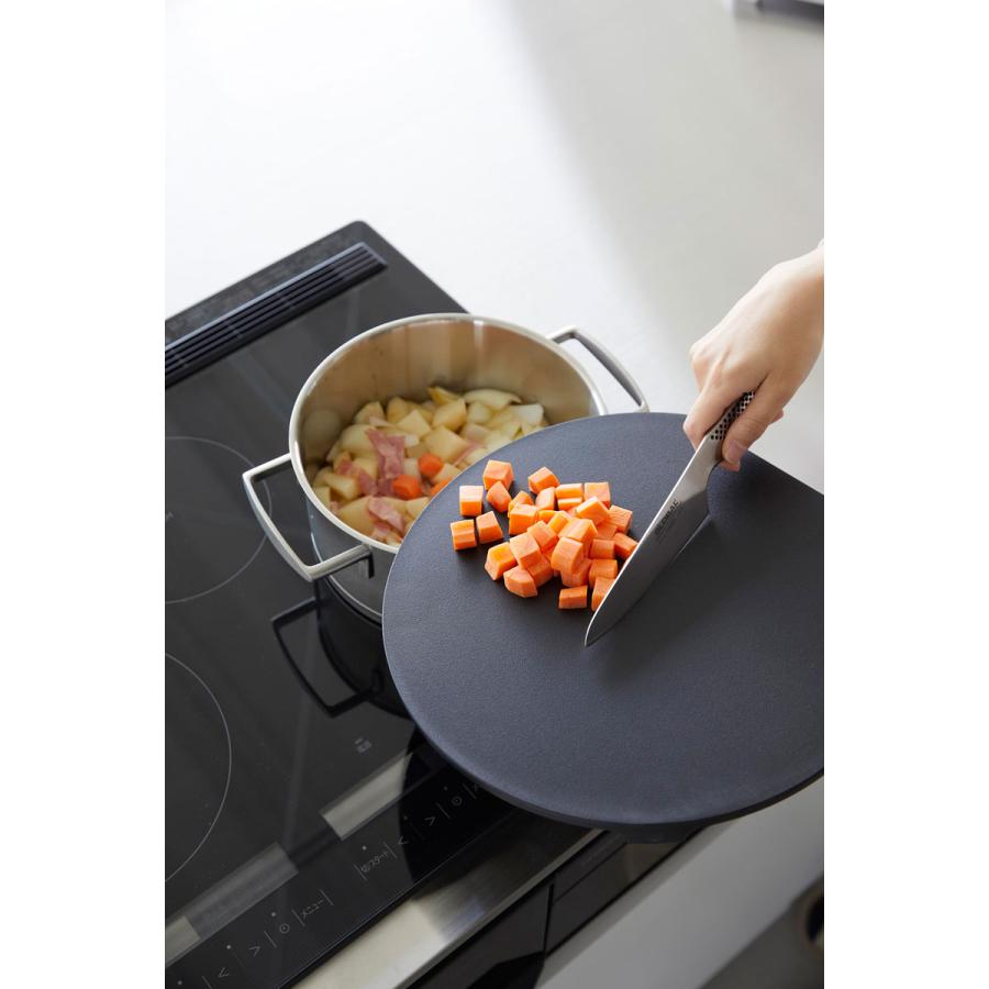 まな板 山崎実業 正規品 tower タワー 食洗機対応 マグネット抗菌まな板 カッティングボード  ラウンド ブラック | tower | 06