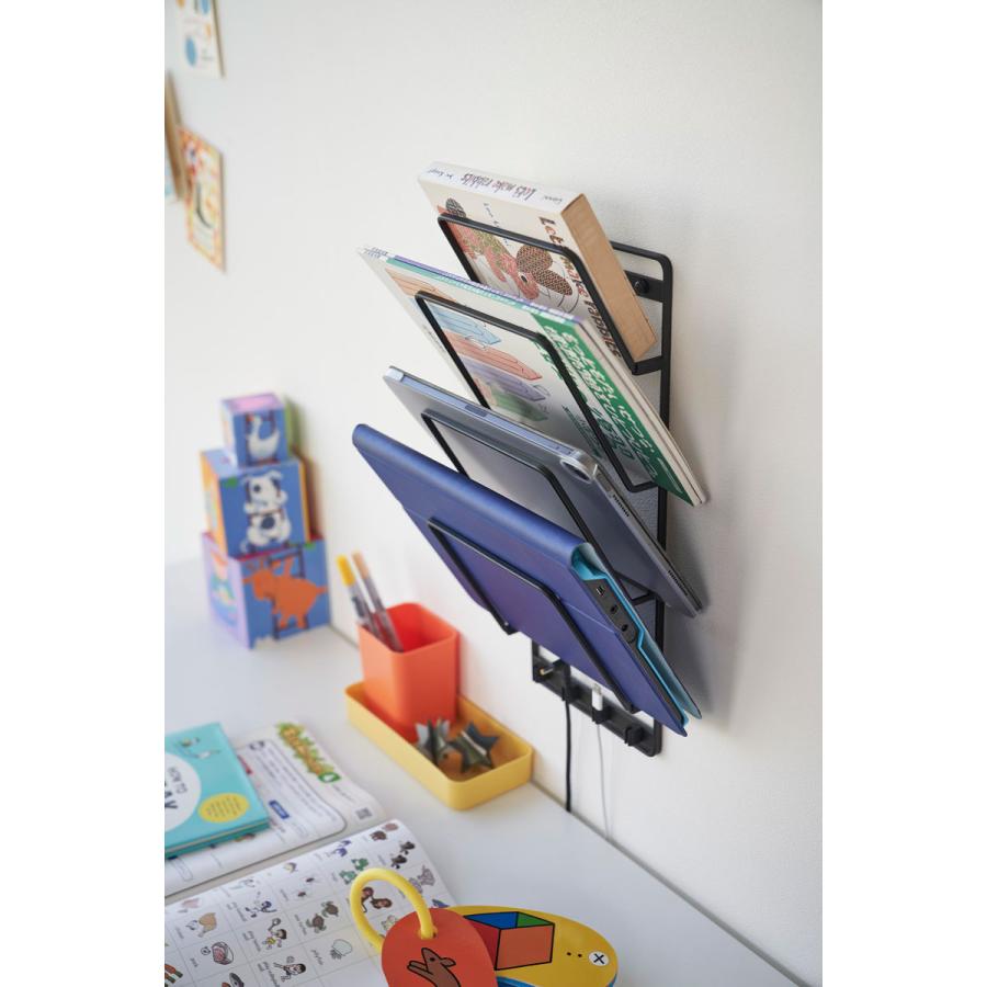 充電スタンド 山崎実業 正規品 tower タワー 石こうボード壁対応ウォールタブレットホルダー 4段 充電ステーション  ブラック | tower | 04