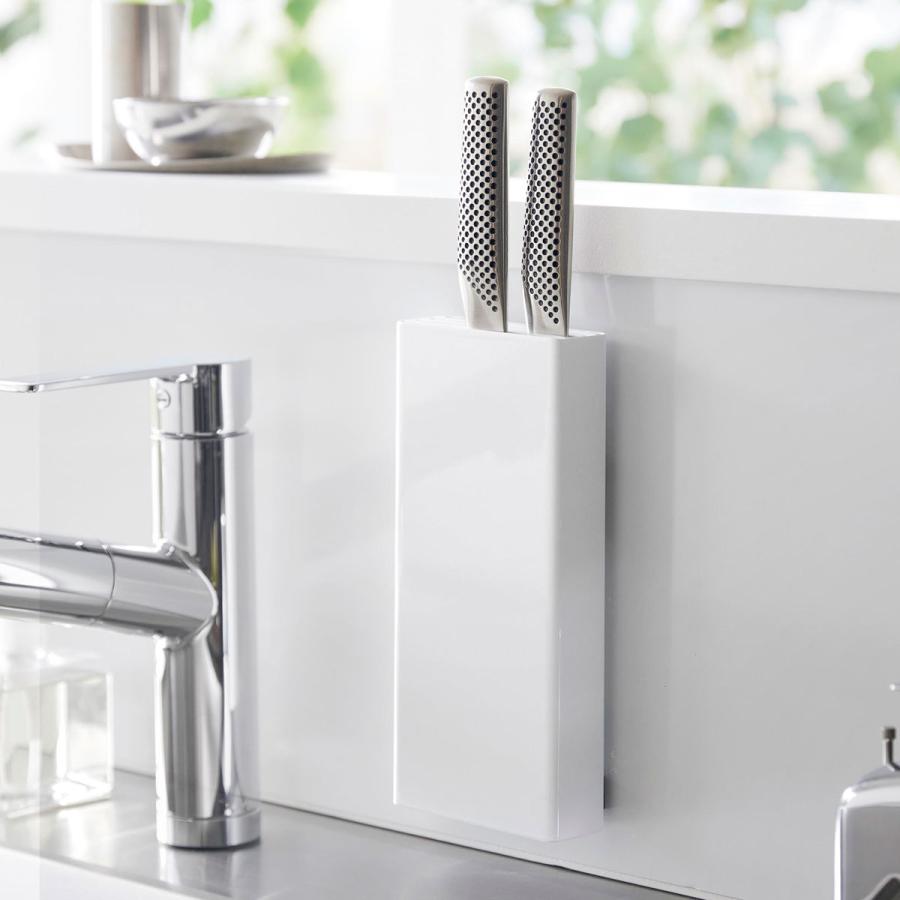 包丁スタンド 山崎実業 正規品 tower タワー フィルムフック包丁ホルダー 包丁ケース 包丁差し 収納ケース  ホワイト | tower