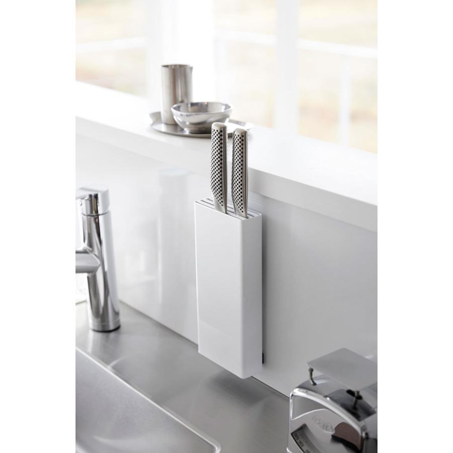 包丁スタンド 山崎実業 正規品 tower タワー フィルムフック包丁ホルダー 包丁ケース 包丁差し 収納ケース  ホワイト | tower | 04