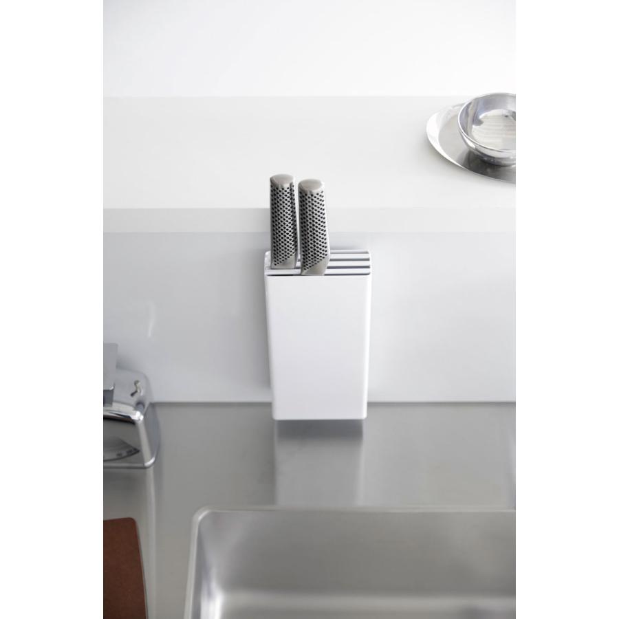 包丁スタンド 山崎実業 正規品 tower タワー フィルムフック包丁ホルダー 包丁ケース 包丁差し 収納ケース  ホワイト | tower | 05