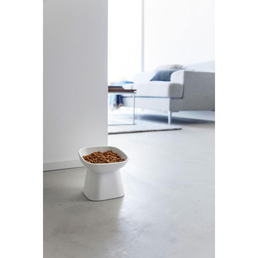 ペットフードボウル 山崎実業 正規品 nooks ヌークス 食べやすい高さ陶器ペットフードボウル 斜めトール ペット用品  ホワイト | 山崎実業 | 02