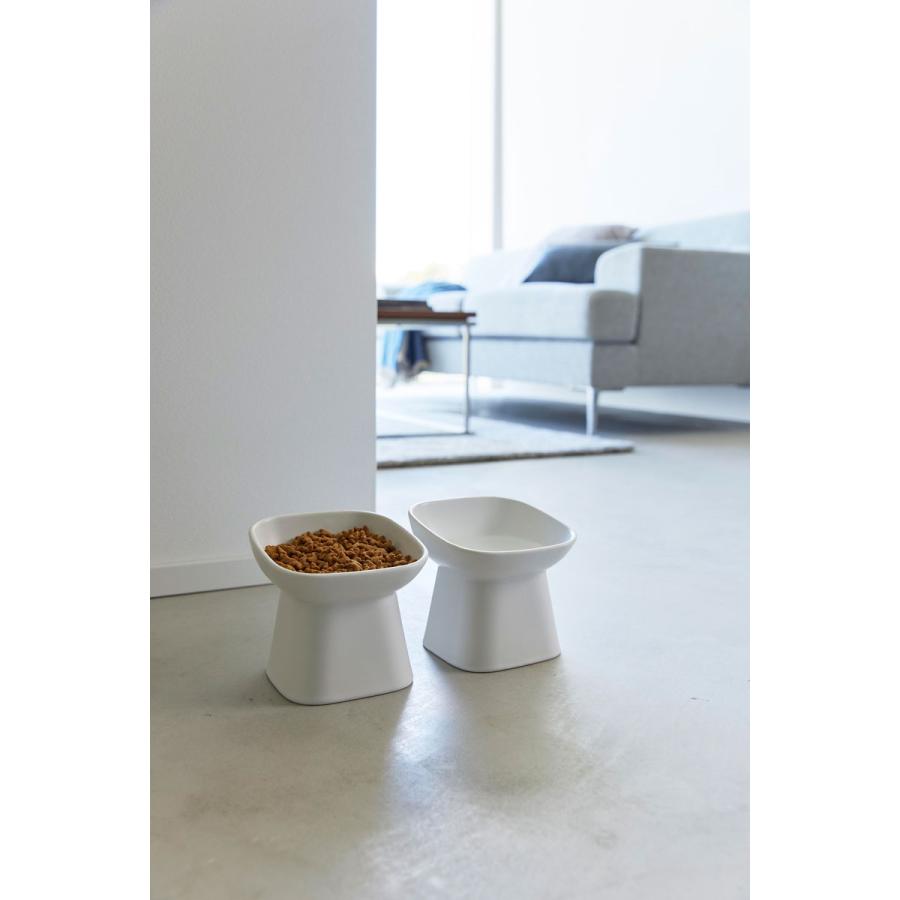 ペットフードボウル 山崎実業 正規品 nooks ヌークス 食べやすい高さ陶器ペットフードボウル 斜めトール ペット用品  ホワイト | 山崎実業 | 05
