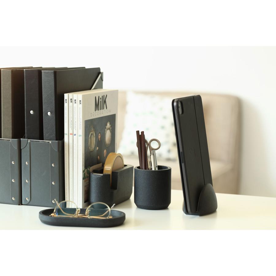 タブレットスタンド 正規品 ideaco イデアコ タブレットスタンド ストーンサンドカラー 石調 タブレット収納スタンド tablet stand ストーンサンドブラック |  | 01