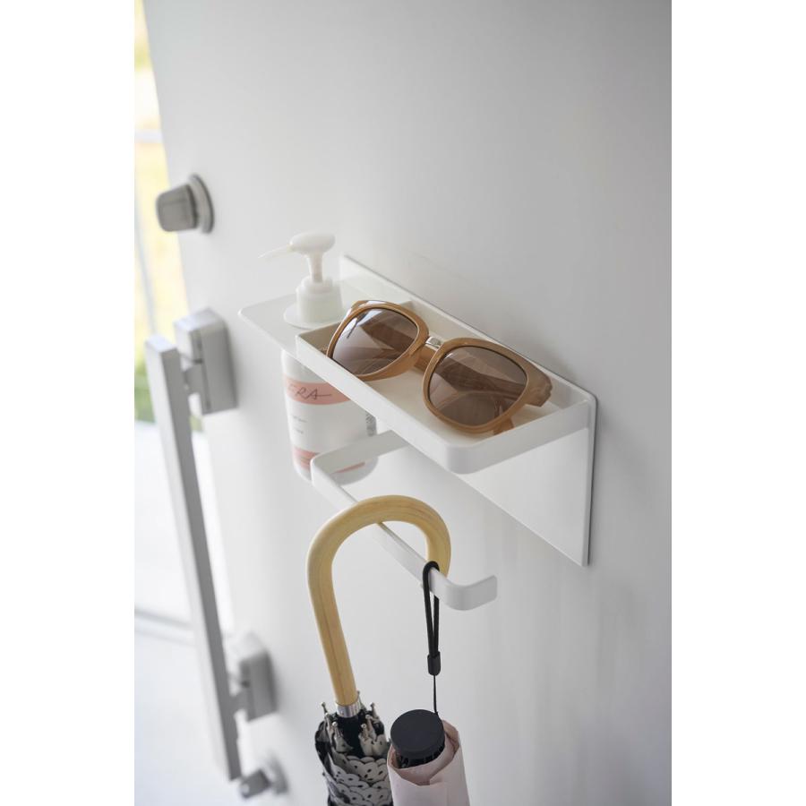 収納トレー 山崎実業 正規品 tower タワー マグネットUV対策用品収納ホルダー 浮かせる収納 壁掛けトレー  ホワイト | tower | 05