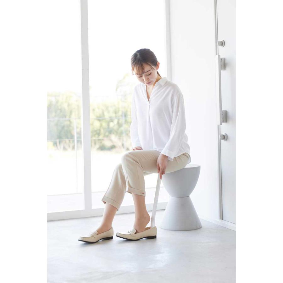 靴べらロング 山崎実業 正規品 tower タワー マグネットで付けるウォール靴ベラ 石こうボード壁対応 靴べら  ホワイト | tower | 04
