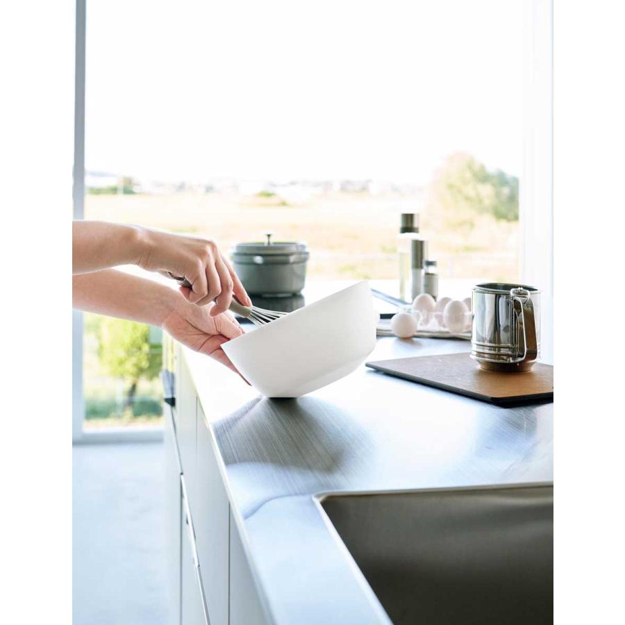 レンジボウル 山崎実業 正規品 tower タワー 傾けて混ぜやすい調理ボウル 5点セット 電子レンジ対応 料理ボウル  1393 ホワイト | tower | 03