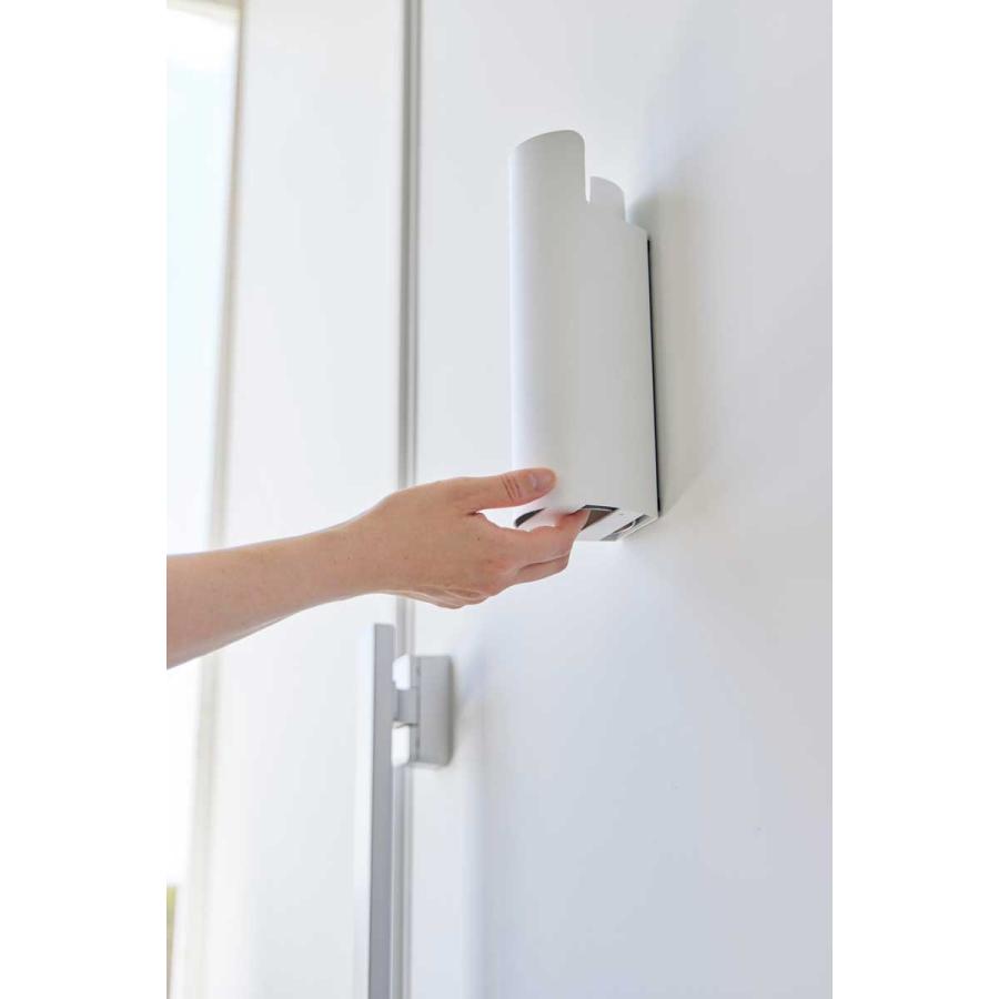 スプレーホルダー 山崎実業 正規品 tower タワー マグネット目隠しスプレーホルダー スプレー缶ホルダー  8237 ホワイト | tower | 06