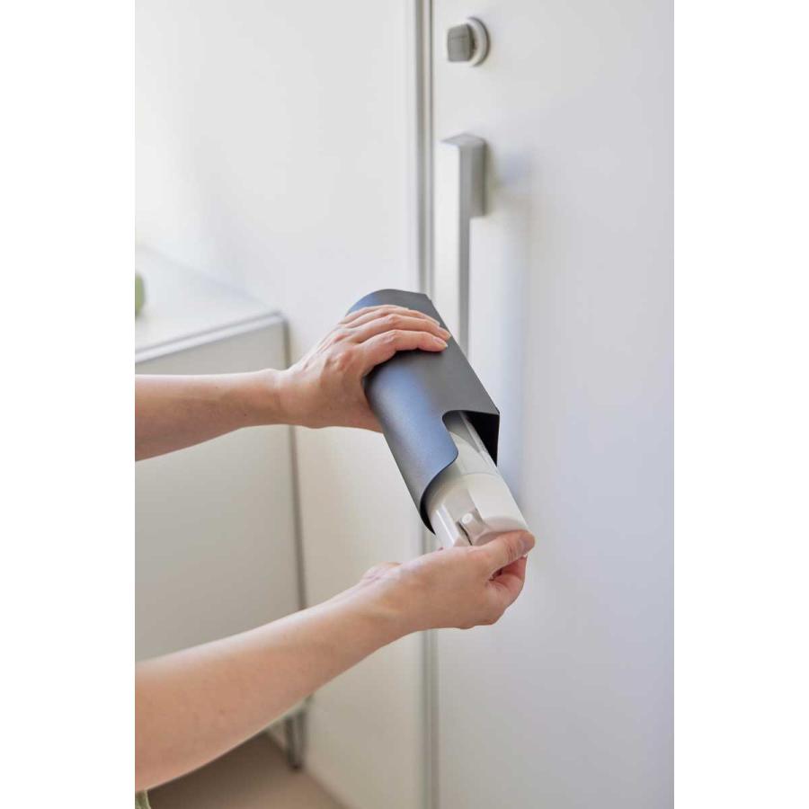 スプレーホルダー 山崎実業 正規品 tower タワー マグネット目隠しスプレーホルダー スプレー缶ホルダー  8238 ブラック | tower | 07