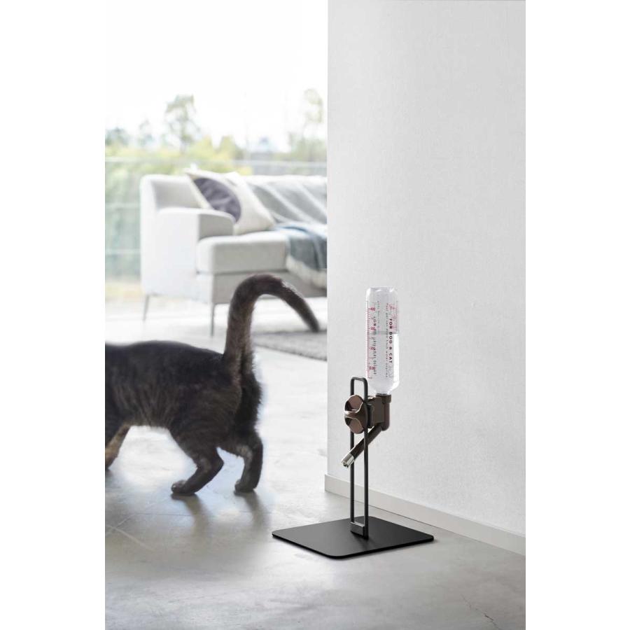 ペット給水器 山崎実業 正規品 nooks ヌークス ペット用ボトル給水器スタンド S 給水器スタンド  10010 ブラック | 山崎実業 | 02