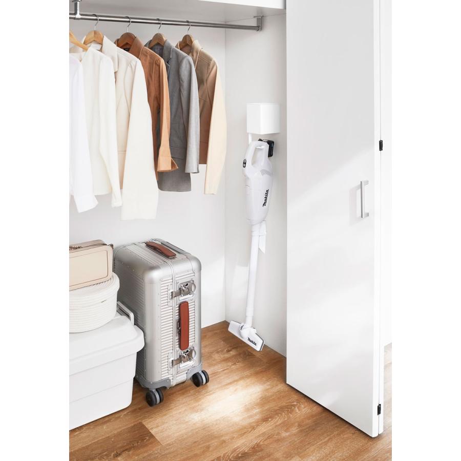 スティッククリーナー収納ハンガー 山崎実業 正規品 tower タワー ウォール収納付きコードレスクリーナーホルダー 石こうボード壁対応 壁面収納  10082 ホワイト | tower | 05