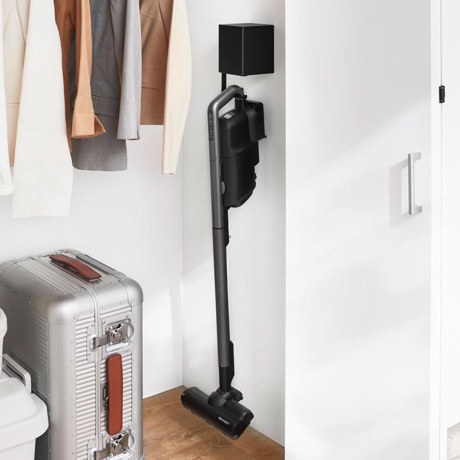 スティッククリーナー収納ハンガー 山崎実業 正規品 tower タワー ウォール収納付きコードレスクリーナーホルダー 石こうボード壁対応 壁面収納  10083 ブラック | tower