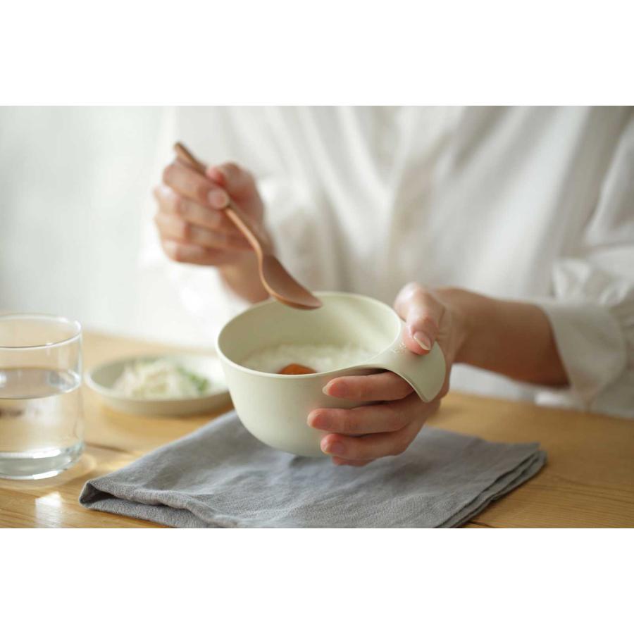ユニバーサルデザイン食器 正規品 ideaco イデアコ UD bowl Rサイズ ユニバーサル食器 テーブルウェア 鉢・ボウル サンドホワイト |  | 01