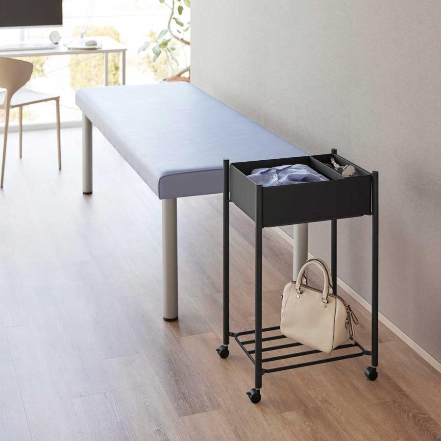 収納ワゴン 山崎実業 正規品 tower タワー 小物トレー付き下段が棚の収納ワゴン 2段 キャスター付き  10186 ブラック | tower