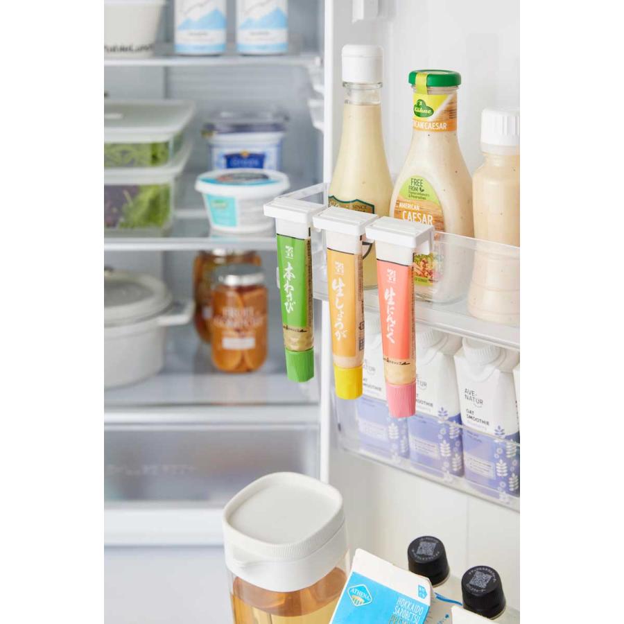 薬味チューブホルダー 山崎実業 正規品 tower タワー 引っ掛け絞れる薬味チューブホルダー 3個組 冷蔵庫内収納  10474 ホワイト | tower | 02