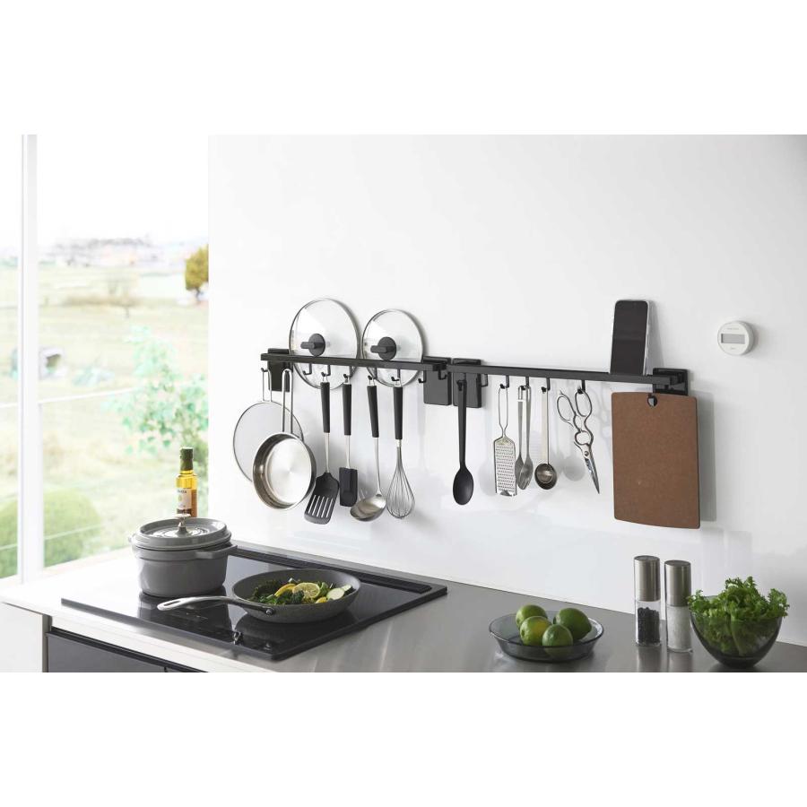 キッチンツール収納 山崎実業 正規品 tower タワー フィルムフック鍋蓋も収納できるキッチンツールバーフック付き W55 キッチンツールスタンド  10413 ブラック | tower | 04