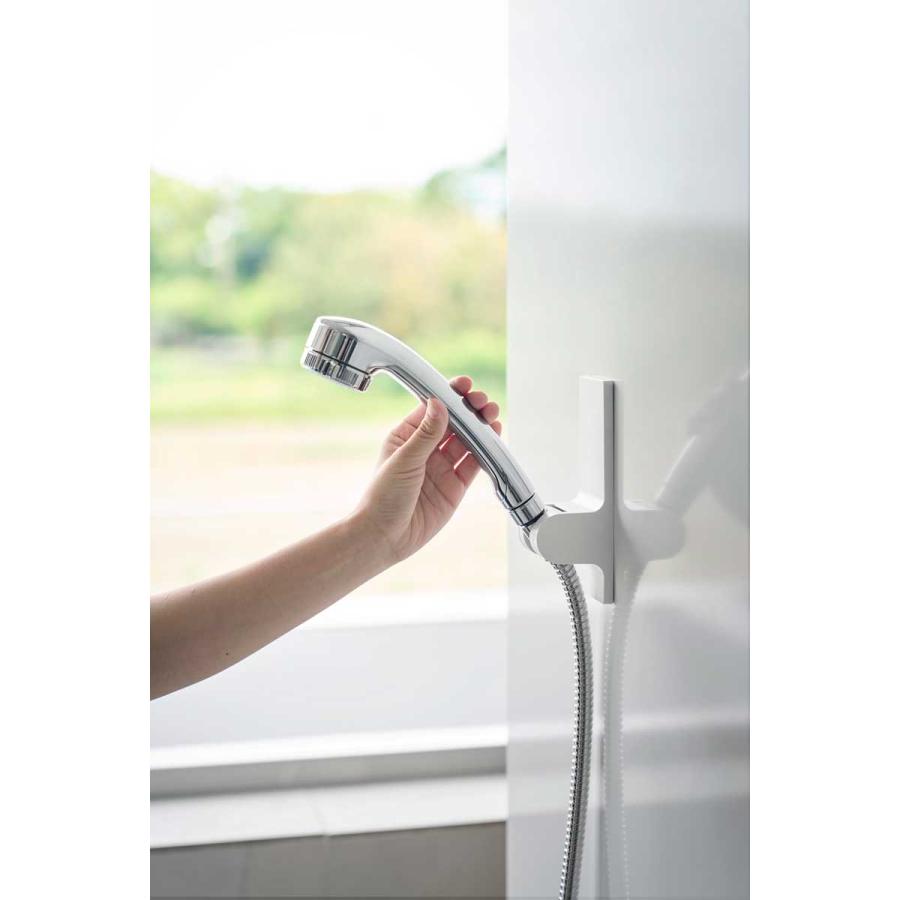 シャワーフック 山崎実業 正規品 tower タワー 角度が調節できるマグネットシャワーホルダー シャワーハンガー 掛具  10286 ホワイト | tower | 06