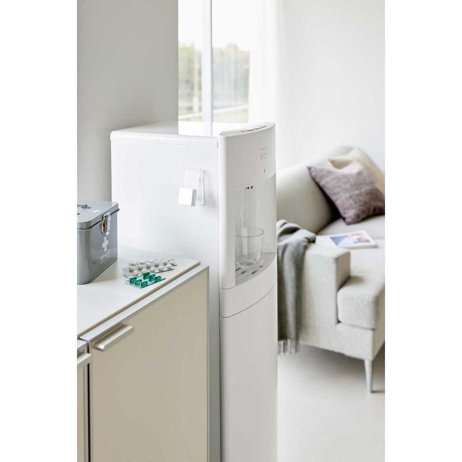 錠剤オープナー 山崎実業 正規品 tower タワー 押すだけ簡単マグネット錠剤オープナー 薬取り出し器  10432 ホワイト | tower | 07