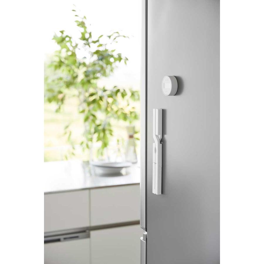 キャップオープナー 山崎実業 正規品 tower タワー 軽い力で開けられるマグネットキャップオープナー 便利グッズ  10430 ホワイト | tower | 03