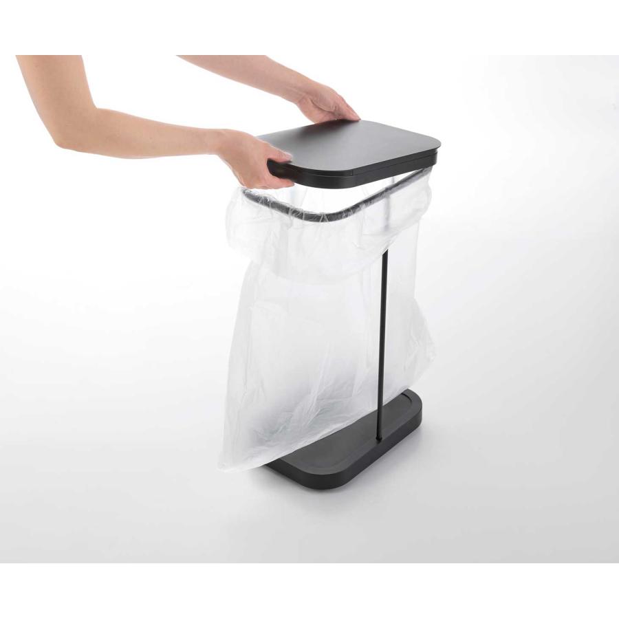 ゴミ箱 山崎実業 LUCE ルーチェ キャスター付き横開き分別ゴミ袋ホルダー ダストボックス ごみ箱  10568 ブラック | 山崎実業 | 06