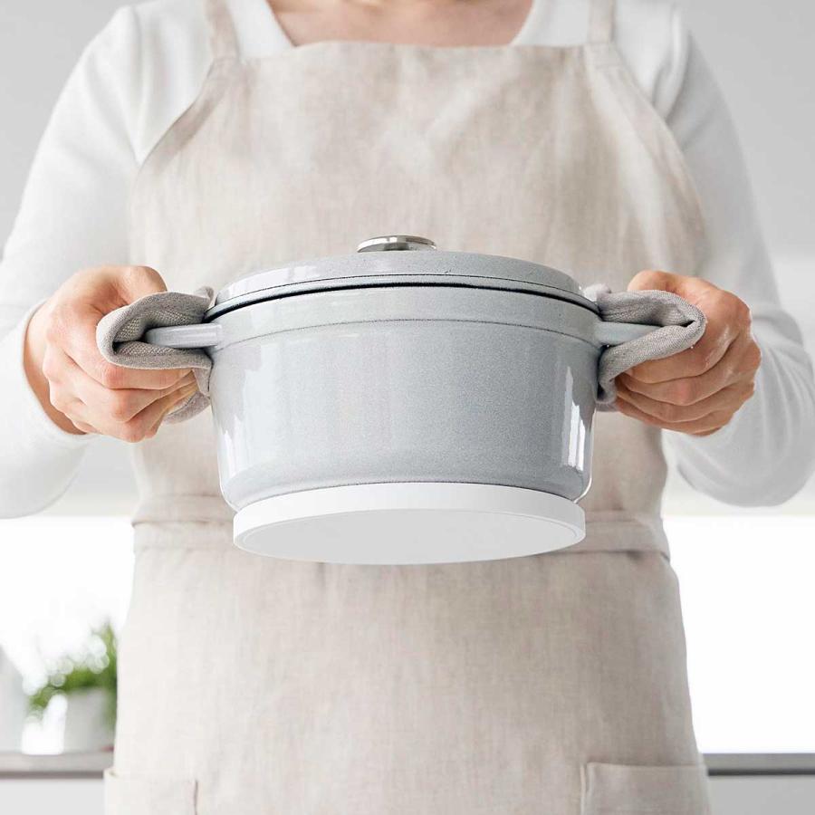 鍋敷き 山崎実業 正規品 tower タワー マグネットシリコーン鍋敷き 丸型 シリコン製  10318 ホワイト | tower