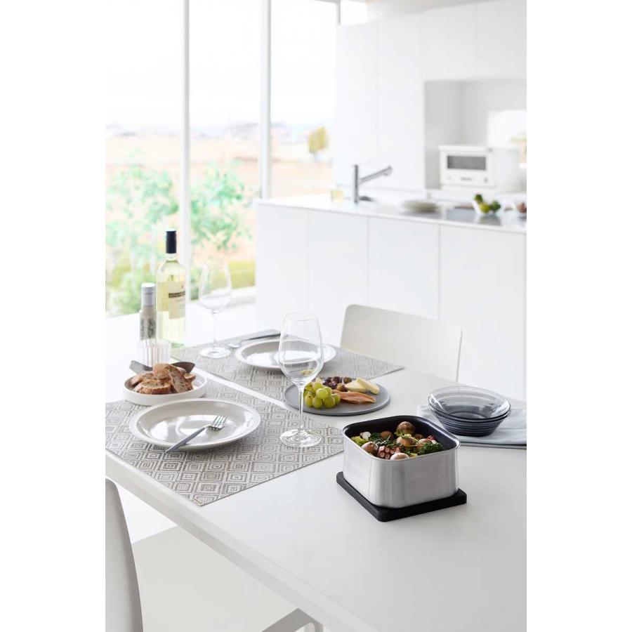 鍋敷き 山崎実業 正規品 tower タワー マグネットシリコーン鍋敷き 角型 シリコン製  10321 ブラック | tower | 02