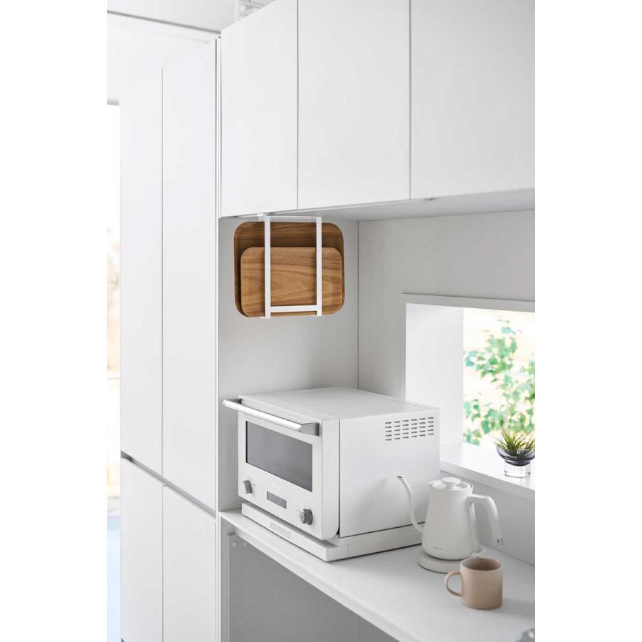 まな板スタンド 山崎実業 正規品 tower タワー 戸棚下まな板ホルダー スリム まな板立て まな板収納  10503 ホワイト | tower | 03