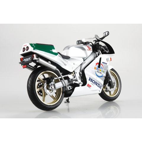 スカイネット 1/12 Honda NSR250R SP '89 ロスホワイト×テラシルバー×ノーベンバーシルバー | 青島文化教材社 | 02