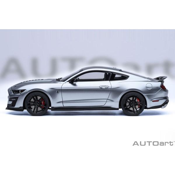 オートアート 1/18 フォード マスタング シェルビー GT500 （シルバー／ブラック・ストライプ） (73096) | オートアート | 01