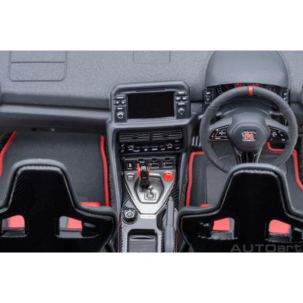 オートアート 1/18 日産 GT-R （R35） ニスモ スペシャルエディション （アルティメイトメタルシルバー）(77503) | オートアート | 03