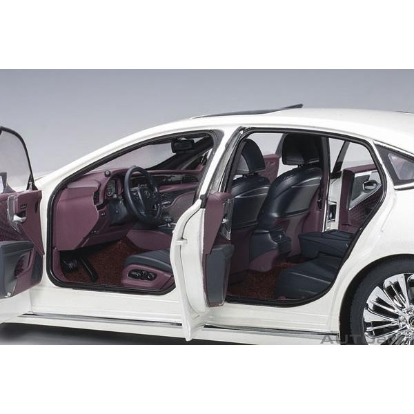 オートアート 1/18 レクサス LS500h (メタリック・ホワイト ※インテリア・カラー/クリムゾン&ブラック) (78866) 