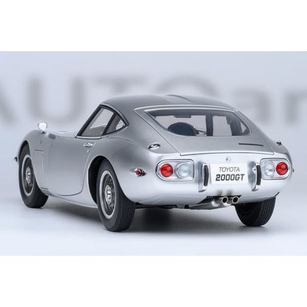 オートアート 1/18 トヨタ 2000GT 1967 （シルバー）(79548) : バック