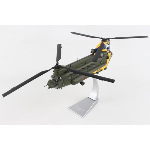 コーギー 1/72 ボーイング チヌーク HC.4 ZH777 イギリス空軍 第28飛行隊 100周年記念 (AA34216) | CORGI | 01