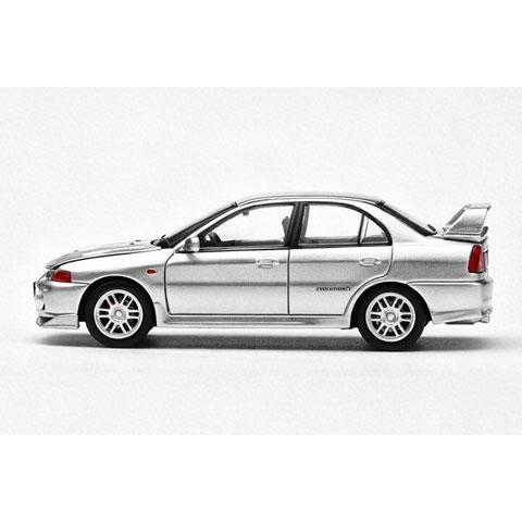 ATS-MODELS 1/64 三菱ランサー EVOLUTION IV シルバー (ATS881002) |  | 02