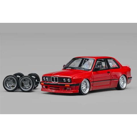 CMモデル 1/64 Pandem M3 (E30) レッド  (CM64-E30-05) |  | 01