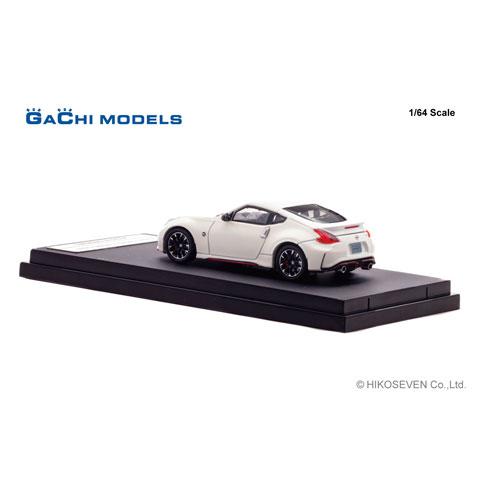 GACHI MODELS 1/64 Nissan Fairlady Z nismo (2014) Brrilliant White Pearl  (GM64002WH) |  | 02