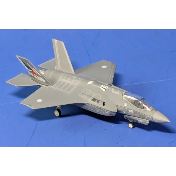 ヘルパウィングス 1/200 F-35A ライトニングII 航空自衛隊 三沢基地 302飛行隊 50周年記念 (HE573597) | ヘルパウィングス | 01
