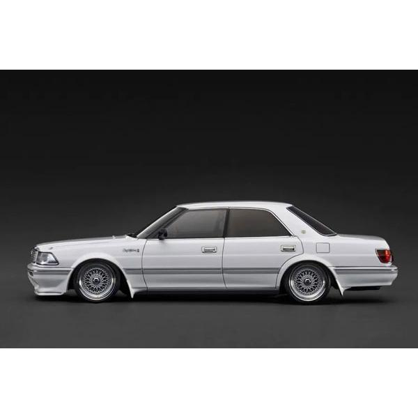 ignition_model 1/18 TOYOTA CROWN Royal Saloon G (130) White (IG3734) | ignition model | 01