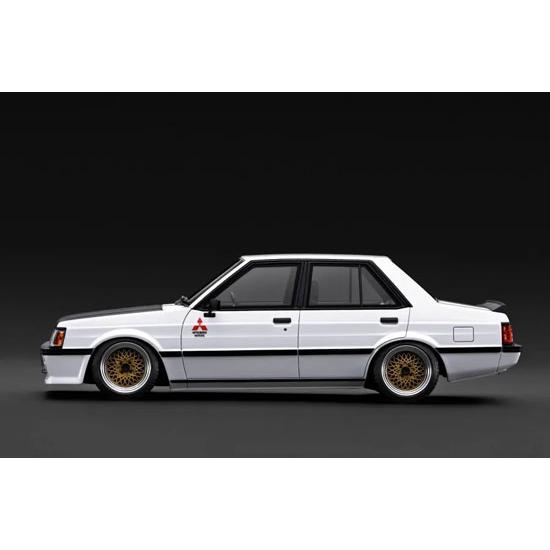 ignition_model 1/18 Mitsubishi Lancer EX GSR Turbo (A175A) White ※Black Hood (IG3967) | ignition model | 01