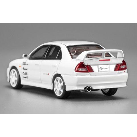 MOTORHELIX 1/64 三菱 Lancer Evolution IV GSR Kansai Livery White (M64025) |  | 02