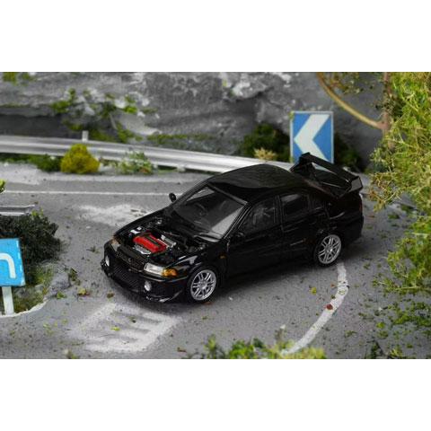 MOTORHELIX 1/64 三菱 Lancer EVOLUTION V GSR　Pyrenees Black Pearl (M64101) | 