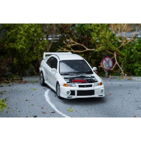 MOTORHELIX 1/64 三菱 Lancer Evolution VI GSR Scotia White (M64203) |  | 01