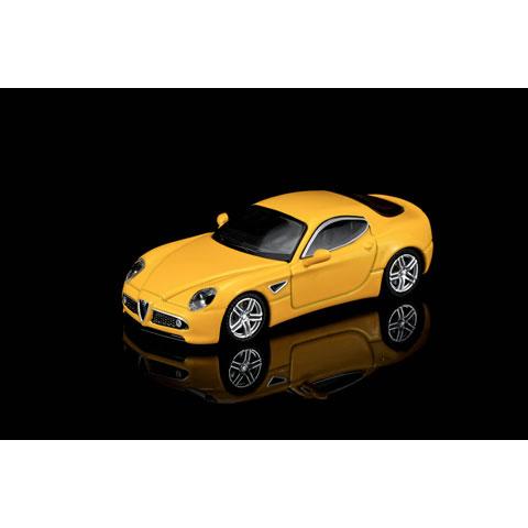 MOTORHELIX 1/64 アルファロメオ 8C Competizione 2008 Giallo Mica Yellow (M69054) | 