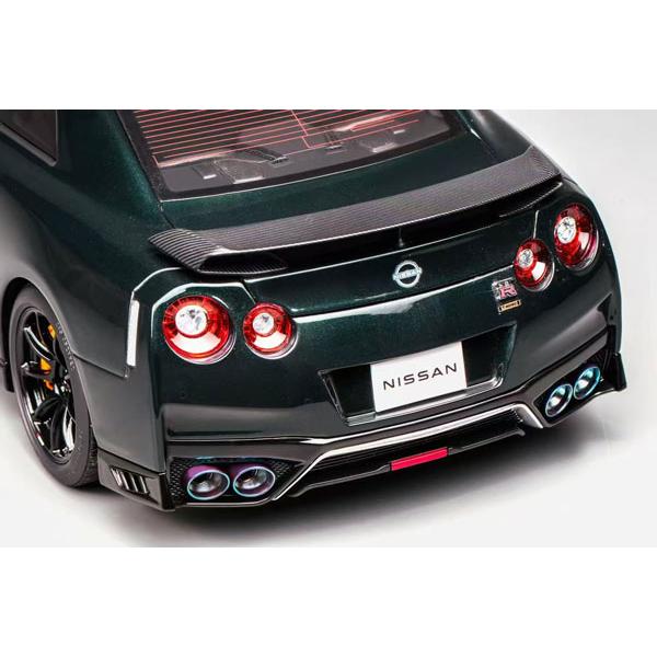 MOTORHELIX 1/18 Nissan GT-R (R35) Track Edition Engineered by NISMO T-Spec 2022 Midnight Purple (M83516) |  | 06