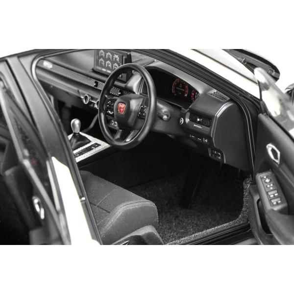 MOTORHELIX 1/18 Honda Civic TYPE R (FL5) HKS Livery Championship white (M85317) |  | 04